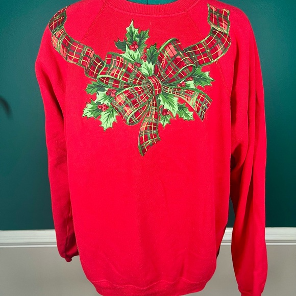 Vintage Red Holiday Sweater crewneck sweatshirt with Festive Bow Design - Picture 2 of 8